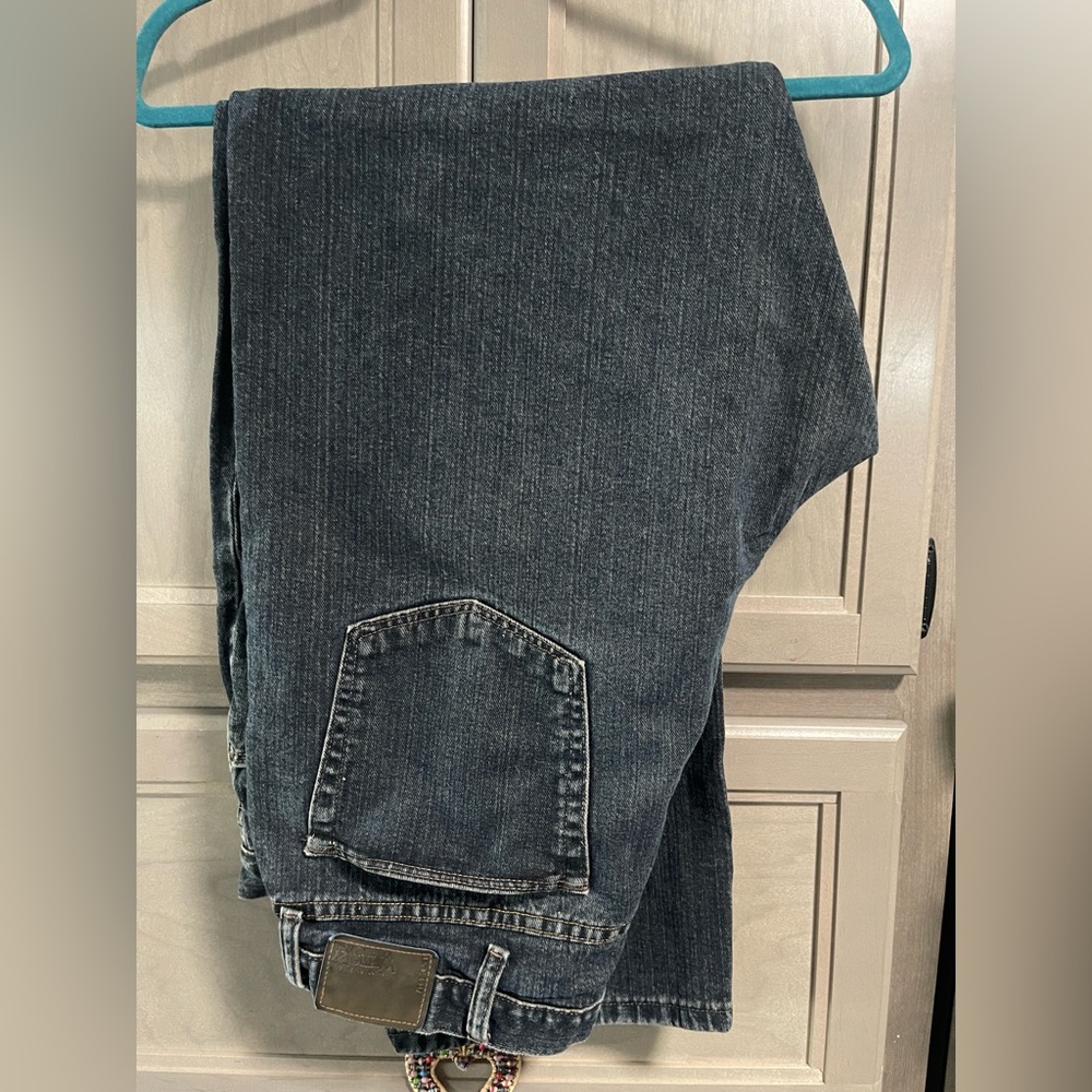 Men’s Wrangler size 40x32 relax straight